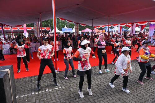 Race photo from NOTARACE 2025
