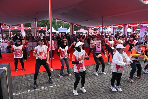 Race photo from NOTARACE 2025