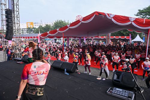 Race photo from NOTARACE 2025