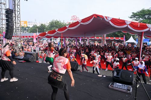 Race photo from NOTARACE 2025