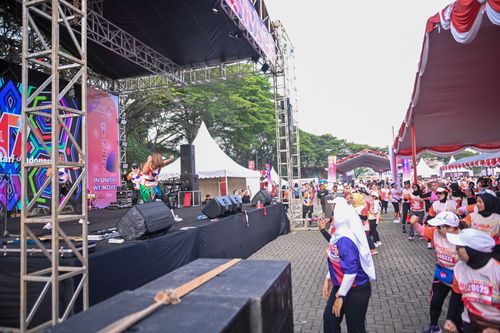 Race photo from NOTARACE 2025