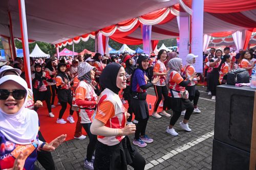 Race photo from NOTARACE 2025