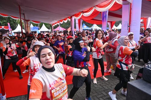 Race photo from NOTARACE 2025