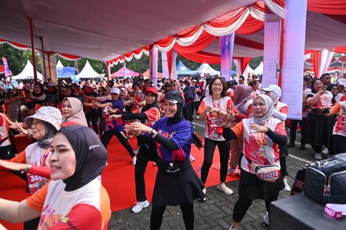 Race photo from NOTARACE 2025