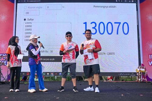 Race photo from NOTARACE 2025