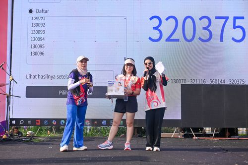 Race photo from NOTARACE 2025