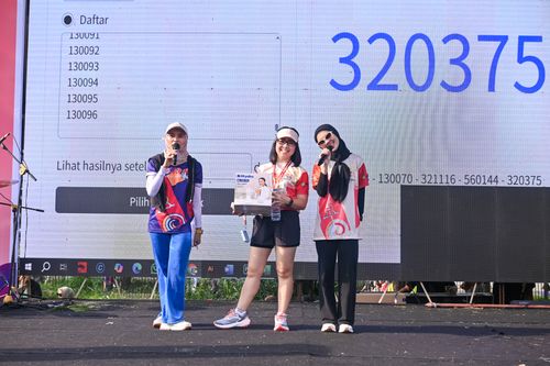 Race photo from NOTARACE 2025