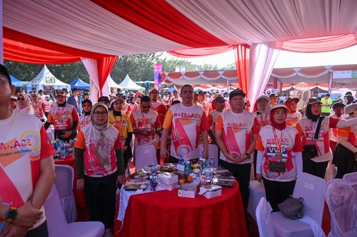 Race photo from NOTARACE 2025