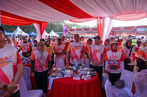 Race photo from NOTARACE 2025