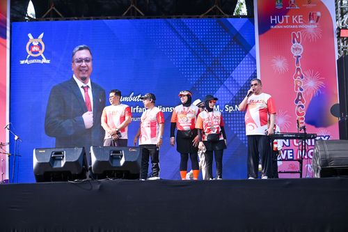 Race photo from NOTARACE 2025