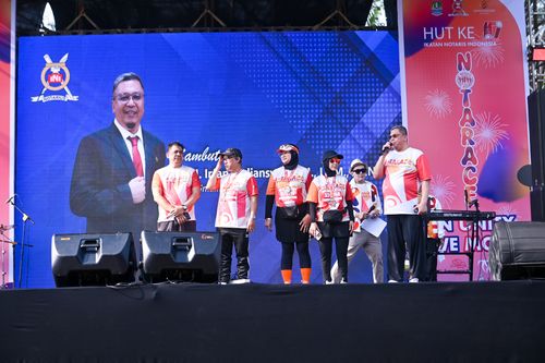Race photo from NOTARACE 2025