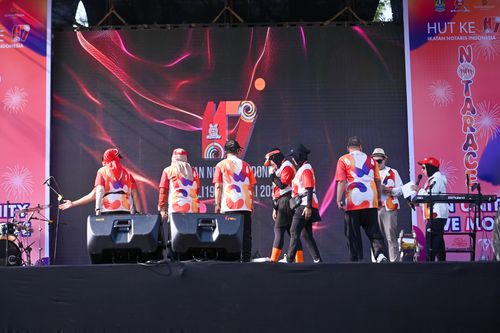 Race photo from NOTARACE 2025