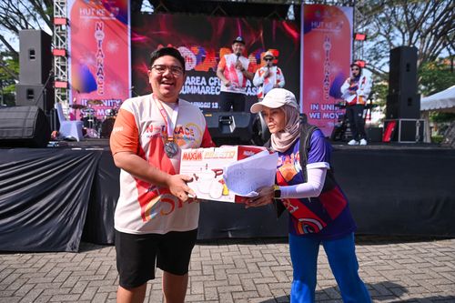 Race photo from NOTARACE 2025