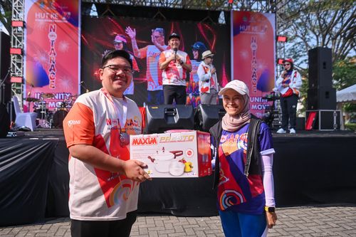 Race photo from NOTARACE 2025