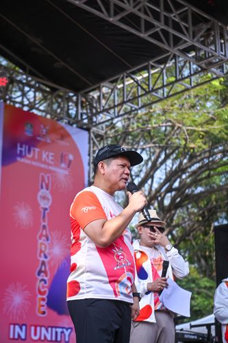 Race photo from NOTARACE 2025