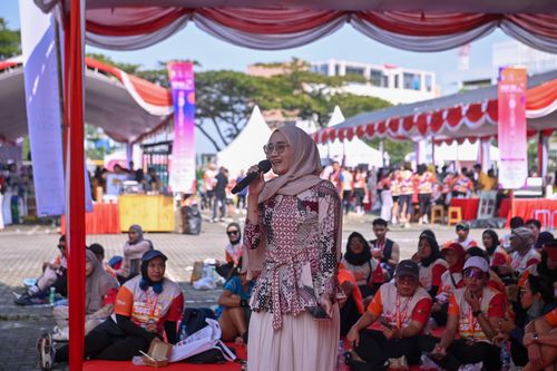 Race photo from NOTARACE 2025
