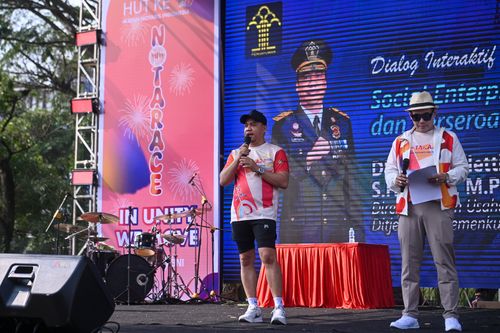 Race photo from NOTARACE 2025