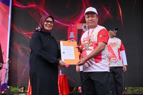 Race photo from NOTARACE 2025