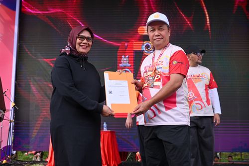 Race photo from NOTARACE 2025
