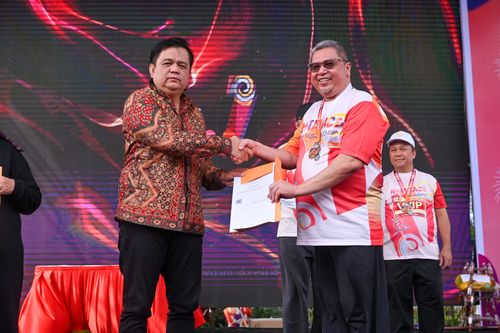 Race photo from NOTARACE 2025