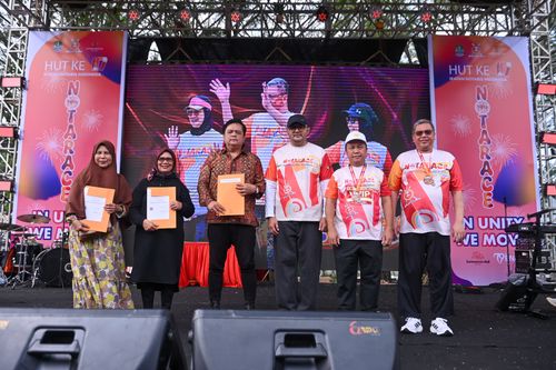 Race photo from NOTARACE 2025