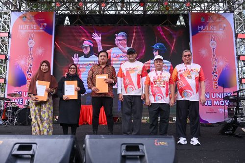 Race photo from NOTARACE 2025