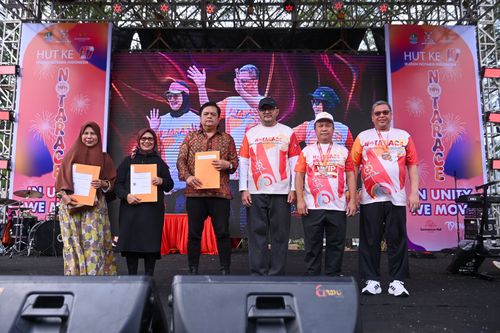 Race photo from NOTARACE 2025