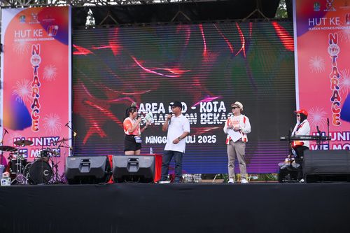 Race photo from NOTARACE 2025