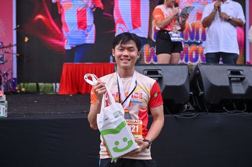 Race photo from NOTARACE 2025