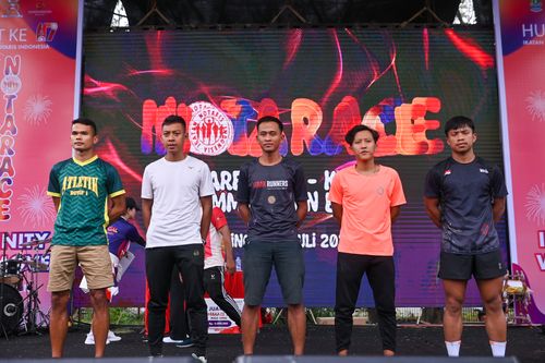 Race photo from NOTARACE 2025