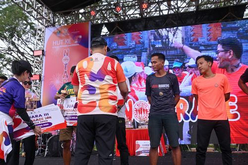 Race photo from NOTARACE 2025