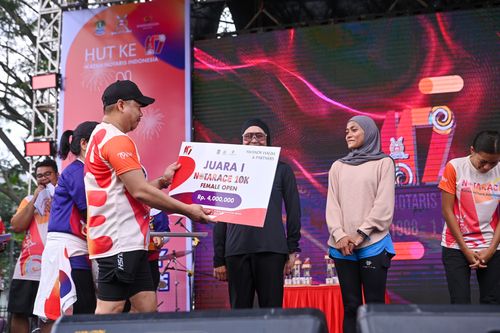Race photo from NOTARACE 2025