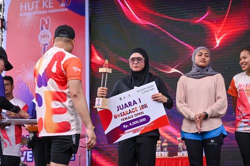 Race photo from NOTARACE 2025