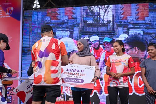 Race photo from NOTARACE 2025