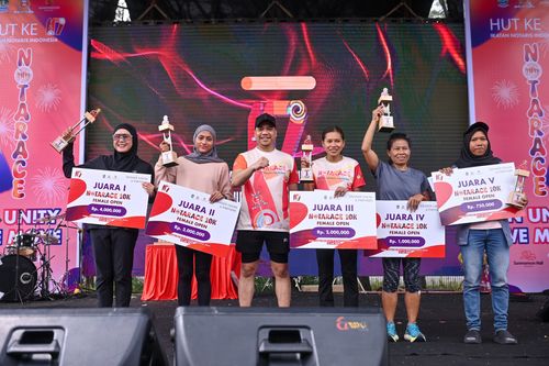 Race photo from NOTARACE 2025