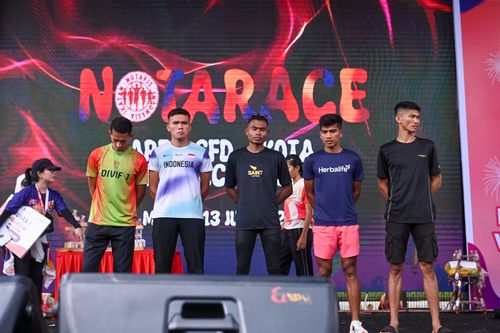 Race photo from NOTARACE 2025