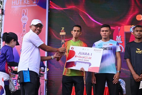 Race photo from NOTARACE 2025
