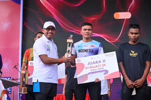 Race photo from NOTARACE 2025