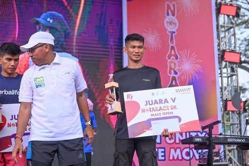 Race photo from NOTARACE 2025