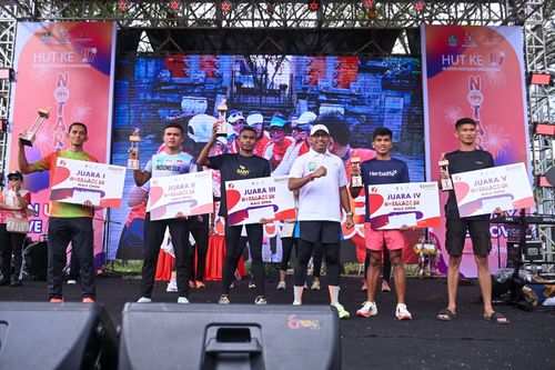 Race photo from NOTARACE 2025