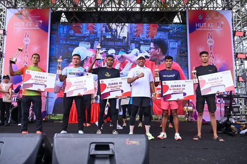 Race photo from NOTARACE 2025