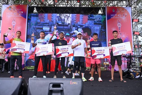 Race photo from NOTARACE 2025