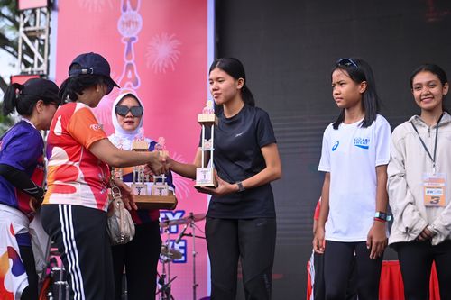 Race photo from NOTARACE 2025