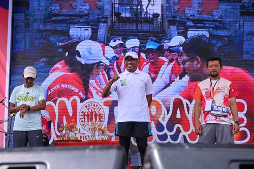 Race photo from NOTARACE 2025