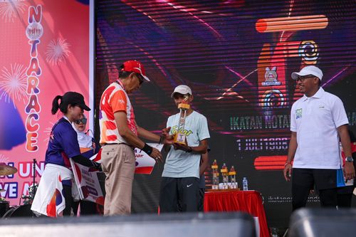 Race photo from NOTARACE 2025