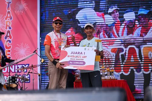 Race photo from NOTARACE 2025