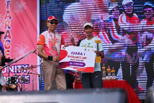Race photo from NOTARACE 2025