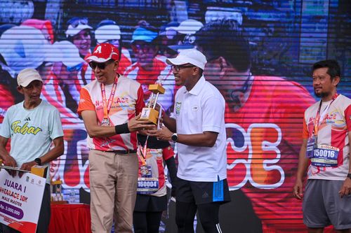 Race photo from NOTARACE 2025