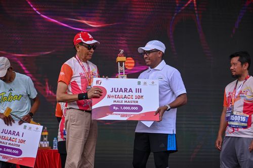 Race photo from NOTARACE 2025