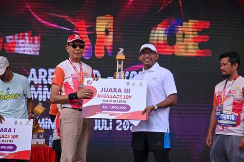 Race photo from NOTARACE 2025